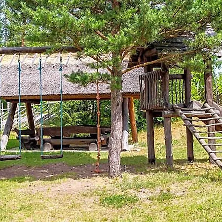 Kassari Puhkekeskus Hotel
