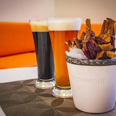 Kassari Puhkekeskus Hotel *