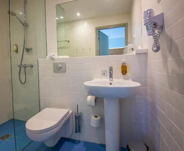 Kassari Puhkekeskus * Kaina